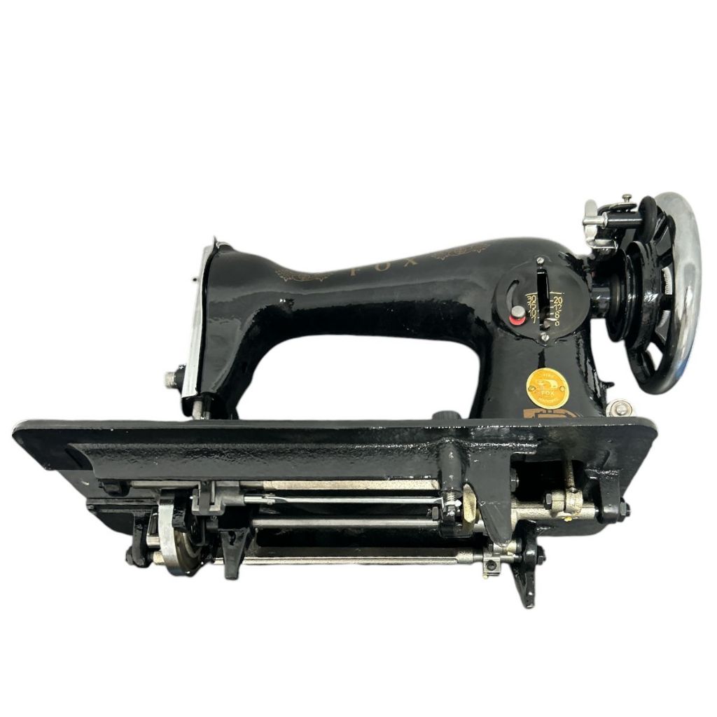 Maquinha De Costura Domestica SEM MOTOR Reta Famosa Pretinha